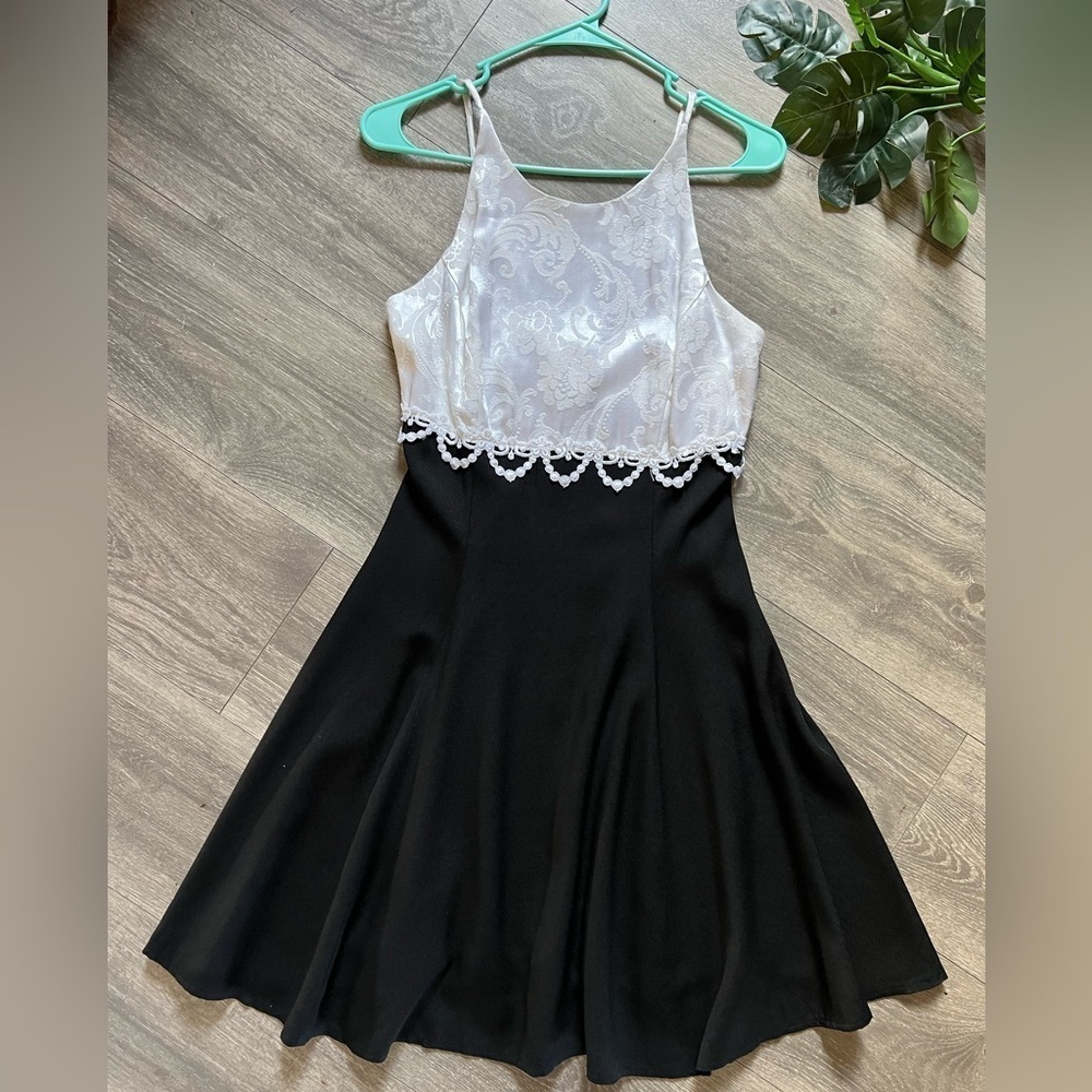Jessica McClintock gunne sax black with white damask cocktail party dress sz 5/6